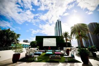 Corner Modern Ocean View Low Floor - 6