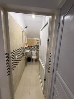 3 Bed Apartment 5 min to Tram 10 min to Rabat - 1