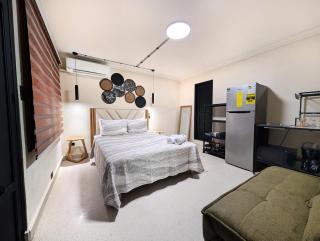 EY l Habitacion privada en Marbella - 9