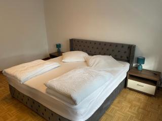 Apartment 8 at Cologne Cathedral - 9