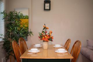 Cozy 3 BR Suite Ideal for Families and Groups - 2