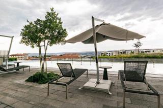 4413 At Ellipse Waterfall - 2