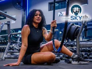 Luxury Sky Group Studio Apartment with Free Gym & 2 Pools - 3