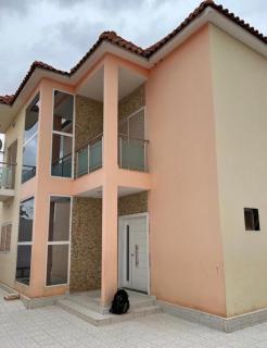 Modern Camama Getaway for Work or Family stays - 2