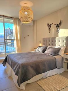 Encantador departamento VIP con cochera cerca del río - 3