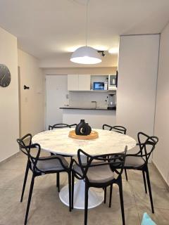 Encantador departamento VIP con cochera cerca del río - 6