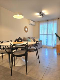 Encantador departamento VIP con cochera cerca del río - 9