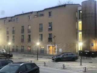 Cozy Apartment Prague Airport- 5 minute drive from AirPort - 2