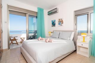 Amazing Mackenzie Sea Views Beach Flat,1 Bedroom - 9