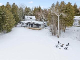 Midnight Star - Stokes Bay Waterfront Retreat - 9