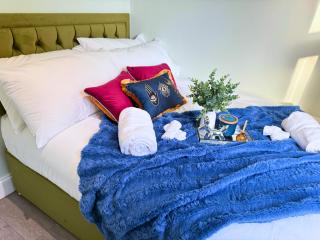 Luton 4Bed Home - Airport and M1 Access - Wi-Fi - 1