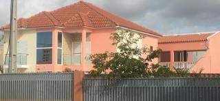 Modern Camama Getaway for Work or Family stays - 8