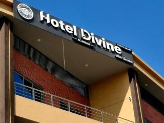 Hotel Divine - 3