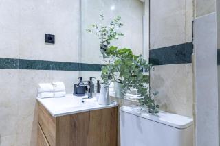 luxury two-room apartment with terrace - 2