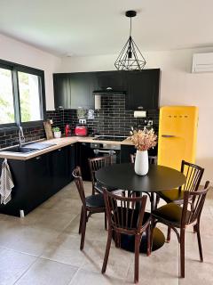 Bas de villa avec jardin idéalement situé entre Ajaccio et Porticcio - 6