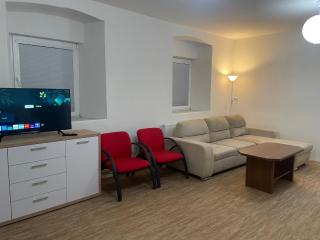 Byt v okolí Okoře, nedaleko Prahy a letiště - 4