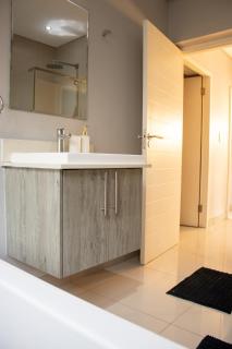 The Lombardy Luxury Apartments- 3 Bedroom-Fourways - 1