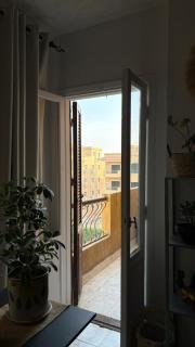 Stylish 2BR Flat 3 mins Walk to Garden 8 - 9