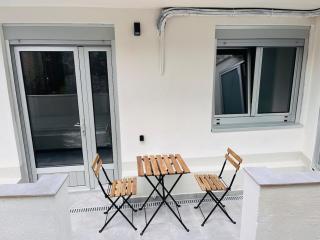 Valdeflores Flats Bj - 1