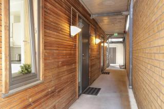 Stylish apt 2nd floor city centre - 8