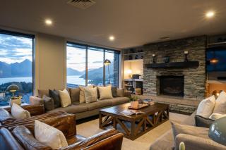 Limerick- Fire Place- Lake Views- BBQ- AC - 6