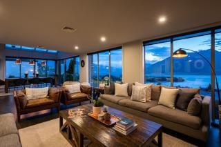 Limerick- Fire Place- Lake Views- BBQ- AC - 5