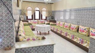 Appartement style traditionnel climatisé chaufé - 8