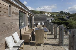 Seafront Beach House with Panoramic Views - 1