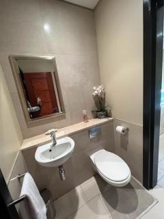 Raphael Penthouse Suites - 2