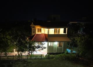 Wavenest - Beachfront Villa at Pearl Beach ECR - 5