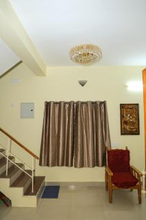 Wavenest - Beachfront Villa at Pearl Beach ECR - 4