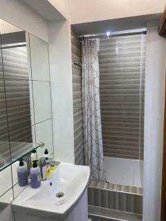 Hotels with large beds - 2