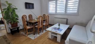 2 BDR Family Apartment In Sarajevo - Free Parking - 9