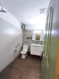 Modern Studio Apartment with All Comforts - 1