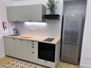 First Floor Apartment with own front door - Valletta - 9