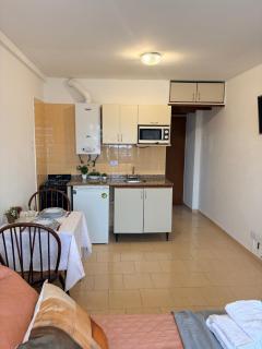 El Balcón de Margy Villa Carlos Paz Centro Galeria Acuario Acogedor monoambiente con vista al rio - 3