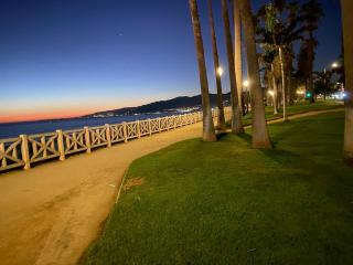 Peaceful home in Santa Monica beach city - 1