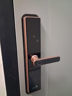 New Arena City View Apartment - 9