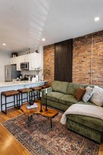 Southie 3BD 1BA near Seaport and Convention Center BECE - 0