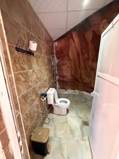 Bedouin Secret cave camp - 9