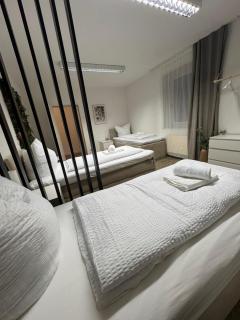 einfachHEIMISCH - zuHauseAUFZEIT - Netflix - Modern - Erholung - Küche - 0