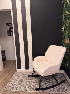 einfachHEIMISCH - zuHauseAUFZEIT - Netflix - Modern - Erholung - Küche - 7