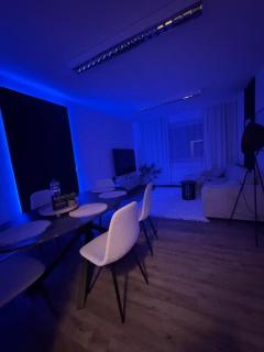 einfachHEIMISCH - zuHauseAUFZEIT - Netflix - Modern - Erholung - Küche - 6