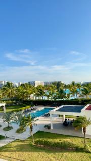 Playa Blanca Apartment with Stunning Pool View - 4