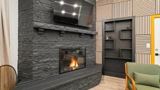 Luxury 4BR OKC Retreat w Hot Tub & Firepit - 1