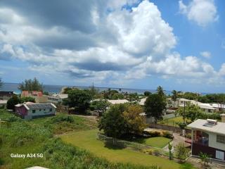 Modern studio apartment near beach - 4