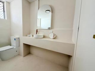 706TheSands Beachfront Apartment at the centre of Surfers Paradise - 3