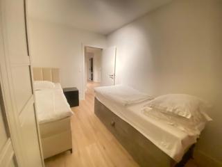 Lovely new big appartement 3 big bedrooms near Center and Port Antwerp - 5