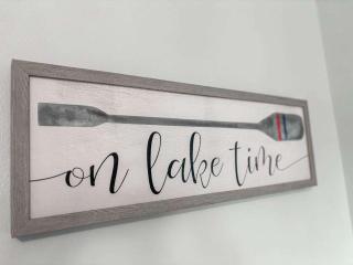 Sleeps 6 Near Neshotah Beach and Lake Michigan - 3