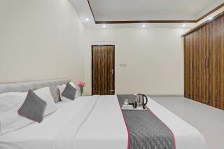 Townhouse Relax Inn - 1